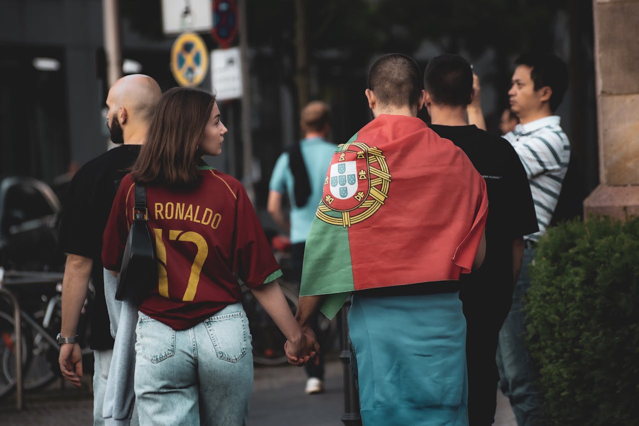 Das beeindruckende Vermögen von Cristiano Ronaldo: Wie reich ist die Fußballlegende?